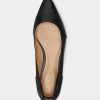 Ballerines plates en cuir bruni Loraine de Ralph Lauren noires pour femmes Ballerines plates en cuir bruni Loraine de Ralph Lauren noires pour femmes