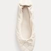 Ballerines plates en cuir d&rsquo;agneau matelassé Ralph Lauren crème pour femmes