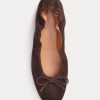 Ballerines plates en daim marron Ralph Lauren pour femme Ballerines plates en daim marron Ralph Lauren pour femme