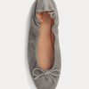 Ballerines plates grises Ralph Lauren The Suede Pony pour femmes Ballerines plates grises Ralph Lauren The Suede Pony pour femmes