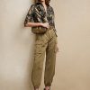 Chemises noires métallisées à volants Keara de Ralph Lauren pour femmes Chemises noires métallisées à volants Keara de Ralph Lauren pour femmes