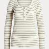 Hauts Henley rayés en coton mélangé crème pour femme Ralph Lauren Hauts Henley rayés en coton mélangé crème pour femme Ralph Lauren