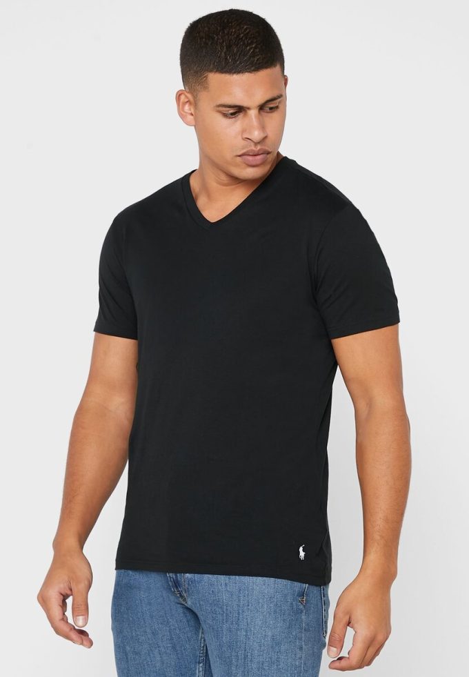 Lot de 2 t-shirts noirs à col en V pour homme Ralph Lauren Essential Lot de 2 t-shirts noirs à col en V pour homme Ralph Lauren Essential
