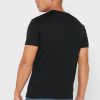 Lot de 2 t-shirts noirs à col en V pour homme Ralph Lauren Essential Lot de 2 t-shirts noirs à col en V pour homme Ralph Lauren Essential