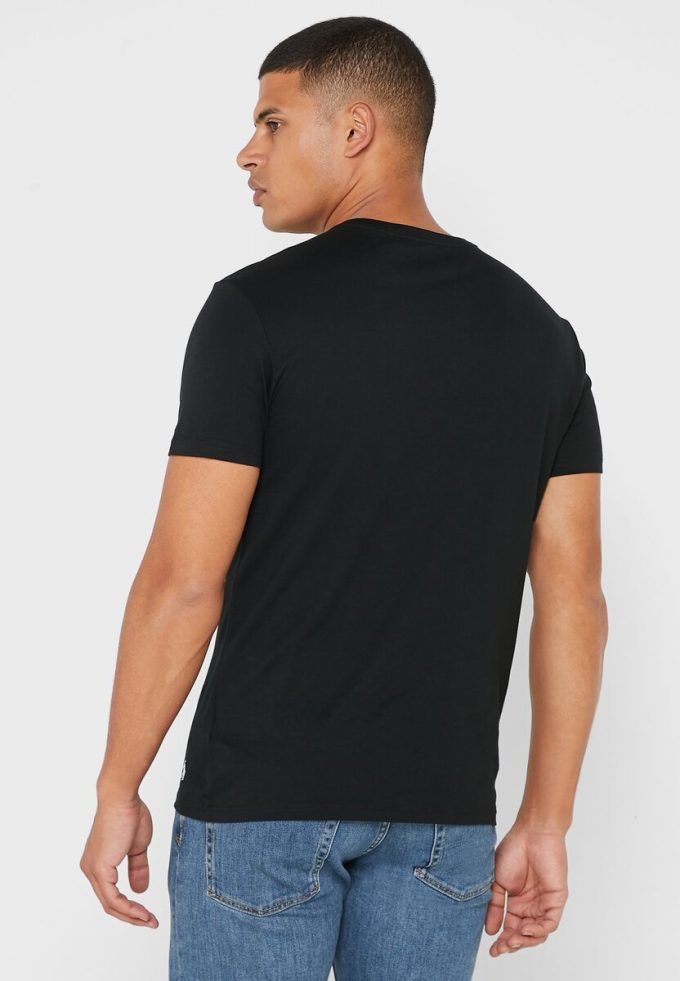 Lot de 2 t-shirts noirs à col en V pour homme Ralph Lauren Essential Lot de 2 t-shirts noirs à col en V pour homme Ralph Lauren Essential
