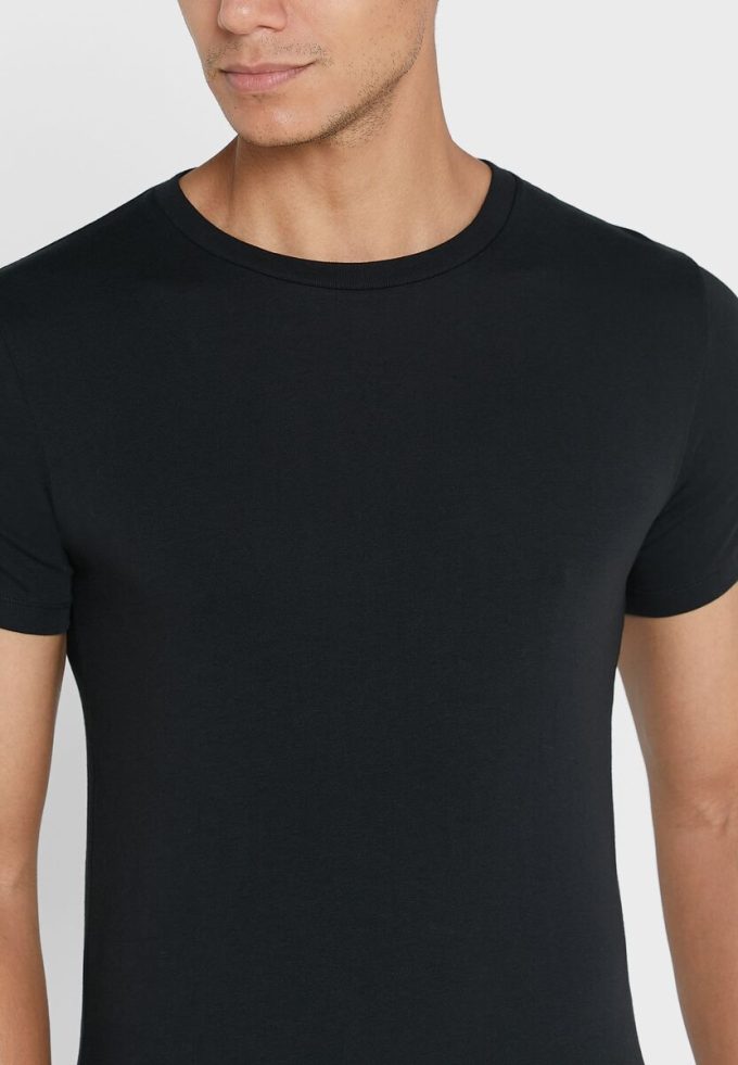 Lot de 2 t-shirts ras du cou essentiels noirs Ralph Lauren pour homme Lot de 2 t-shirts ras du cou essentiels noirs Ralph Lauren pour homme