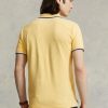 Polos jaunes en maille ajustée Ralph Lauren pour homme Polos jaunes en maille ajustée Ralph Lauren pour homme