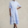 Robe bleu clair à œillets brodés Ralph Lauren pour femme Robe bleu clair à œillets brodés Ralph Lauren pour femme