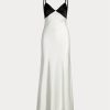 Robe sans manches en satin contrasté blanc/noir Ralph Lauren pour femme Robe sans manches en satin contrasté blanc/noir Ralph Lauren pour femme