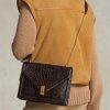 Sac à main en cuir chocolat pour femme Ralph Lauren Polo ID, avec chaîne et motif crocodile Sac à main en cuir chocolat pour femme Ralph Lauren Polo ID, avec chaîne et motif crocodile