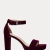 Escarpins en velours Sylvia rouge foncé pour femmes Ralph Lauren Escarpins en velours Sylvia rouge foncé pour femmes Ralph Lauren