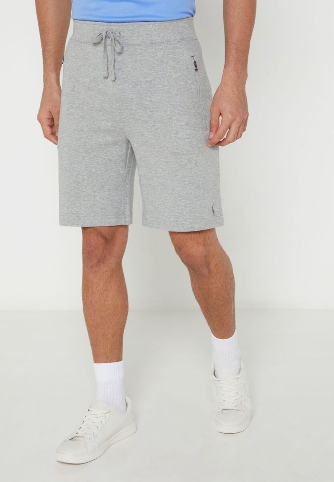 Short essentiel gris Ralph Lauren pour homme Short essentiel gris Ralph Lauren pour homme