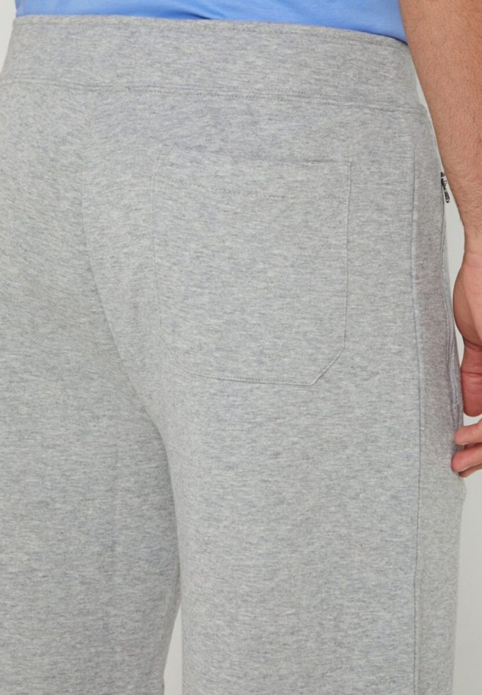Short essentiel gris Ralph Lauren pour homme Short essentiel gris Ralph Lauren pour homme