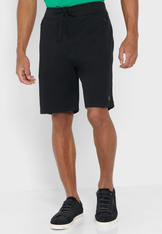 Short essentiel noir Ralph Lauren pour homme Short essentiel noir Ralph Lauren pour homme