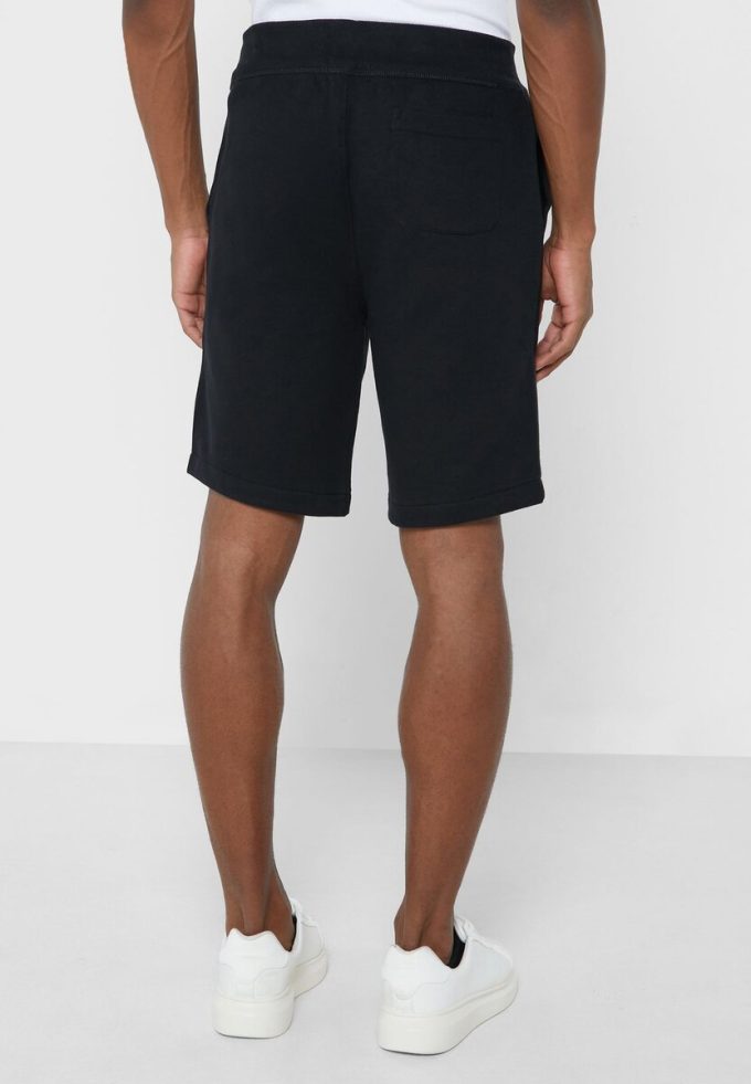 Short essentiel noir Ralph Lauren pour homme Short essentiel noir Ralph Lauren pour homme