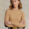 T-shirts beiges à manches longues et bordures en daim côtelé Ralph Lauren pour femme T-shirts beiges à manches longues et bordures en daim côtelé Ralph Lauren pour femme