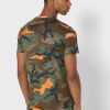 T-shirts multicolores à col ras du cou et motif camouflage Ralph Lauren pour homme T-shirts multicolores à col ras du cou et motif camouflage Ralph Lauren pour homme